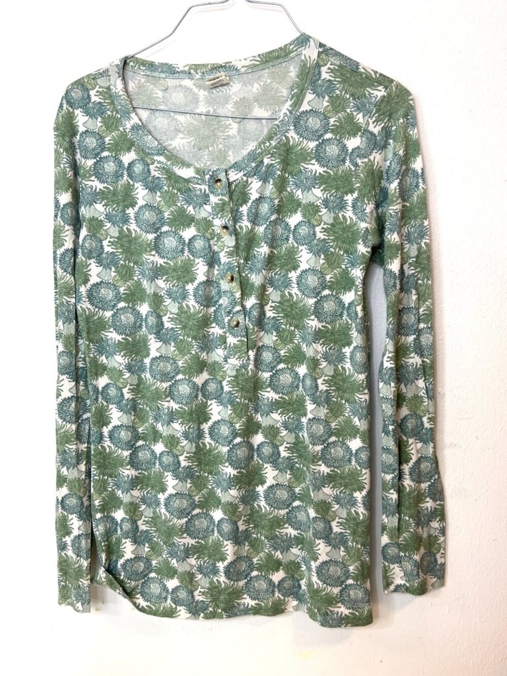 Kate Quinn Bamboo Viscose Top Large Woman's Sea Anemone Ocean Reef RARE Coral
